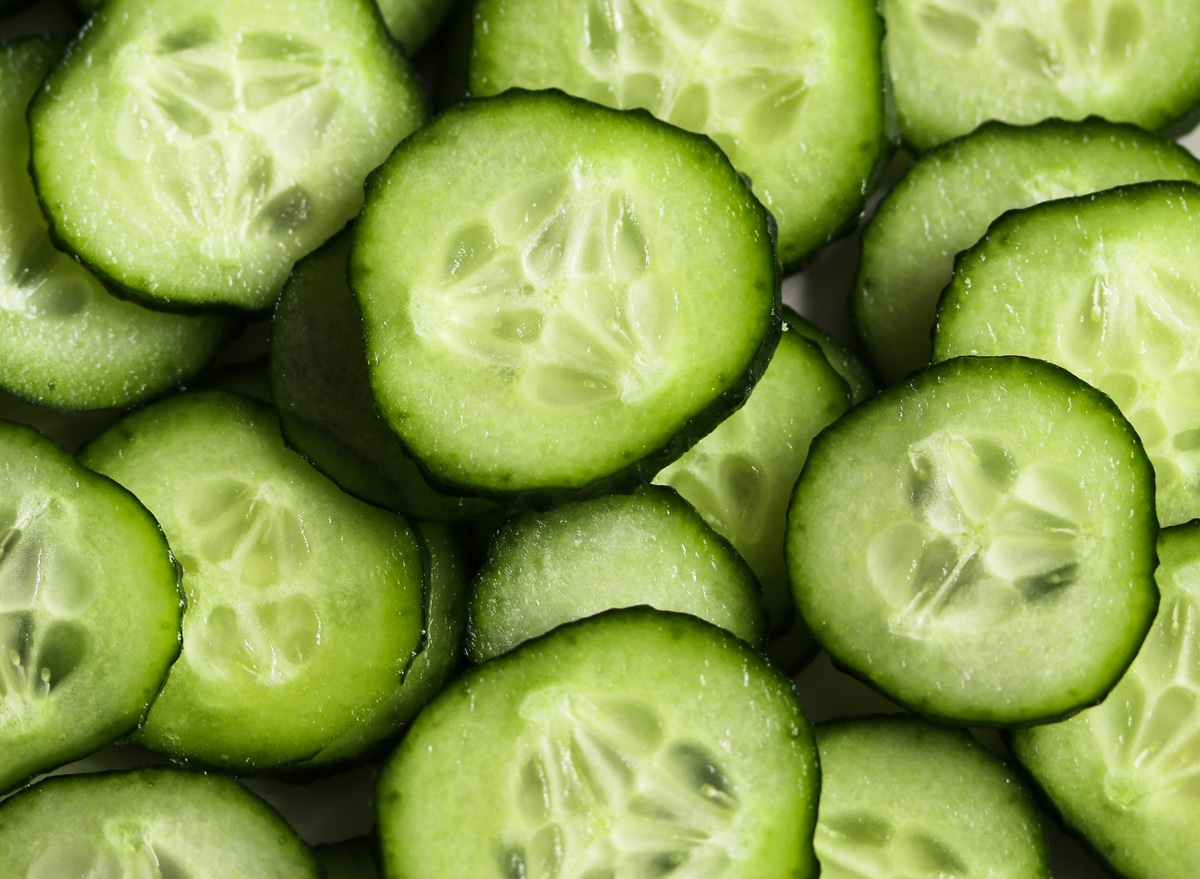 8 proven benefits of eating cucumbers