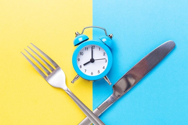 4:3 Fasting Rhythm Outperforms Daily Dieting in Yearlong Study
