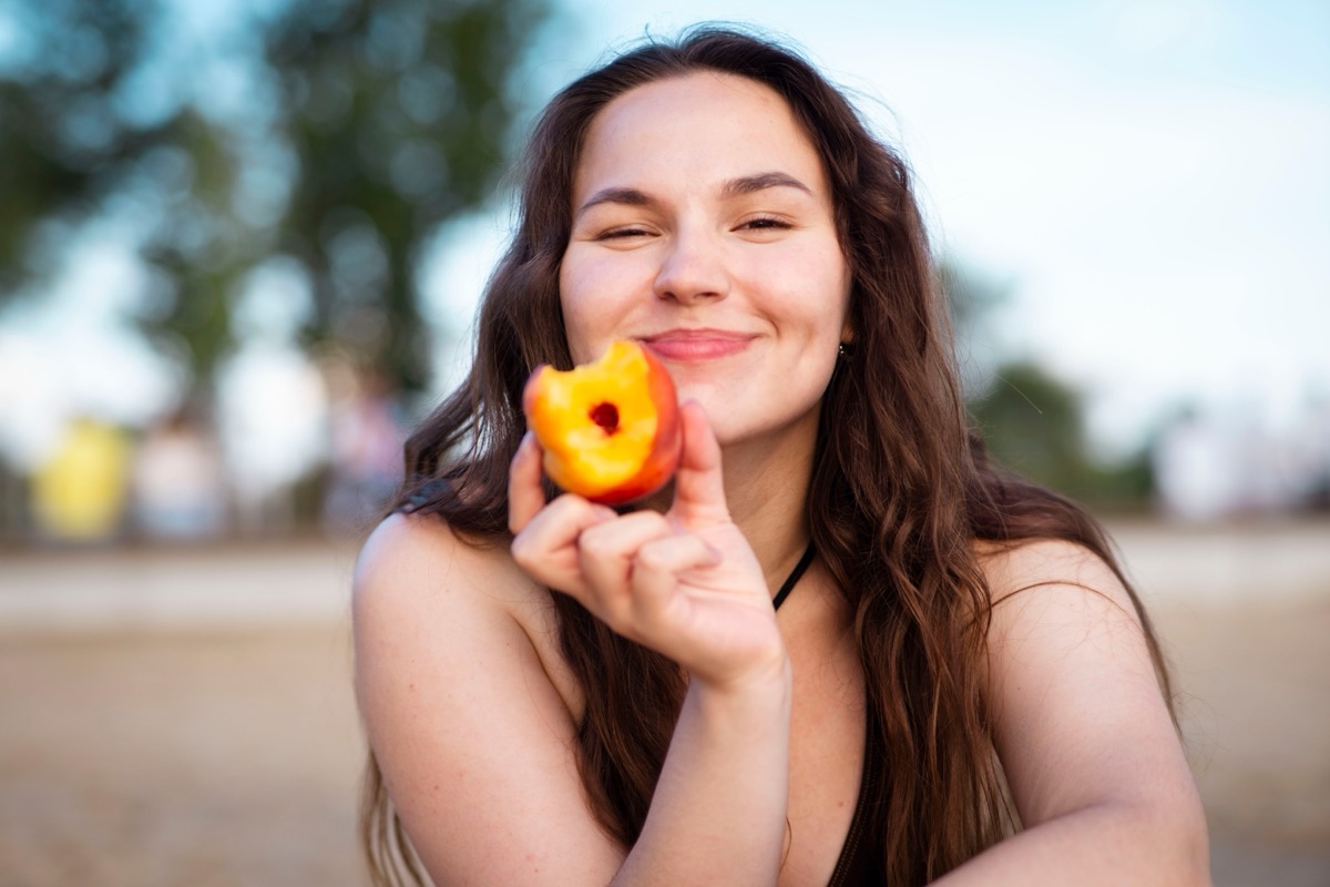 7 Simple Swaps for a Summer-Ready Body