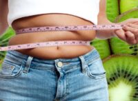 8 Fruits That Help Reduce Belly Fat in a Month