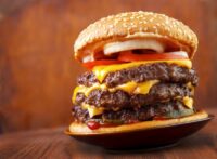 5 Lowest Quality Burgers at Top Chain Restaurants