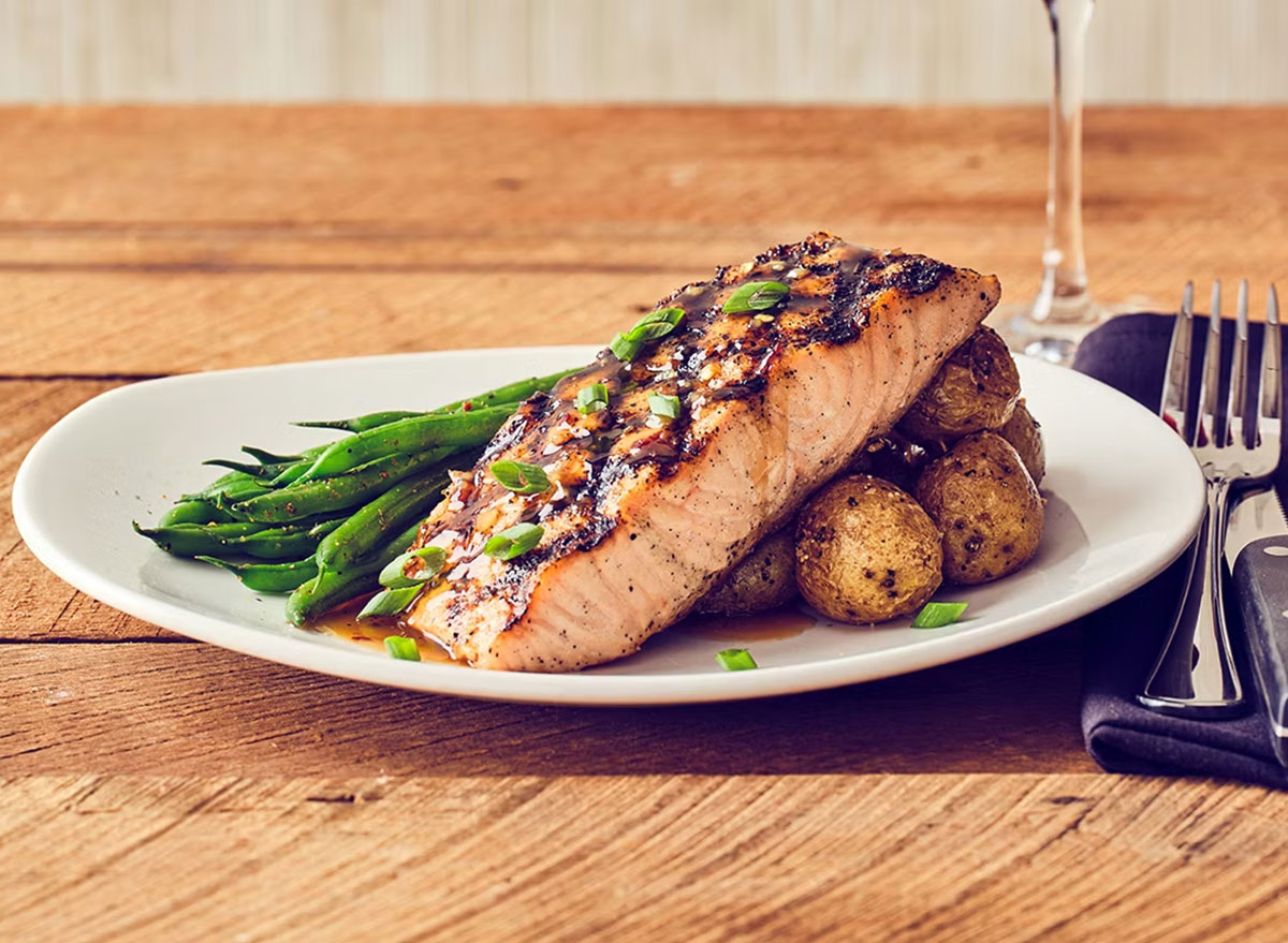 Top 5 Chain Restaurant Meals Under 500 Calories